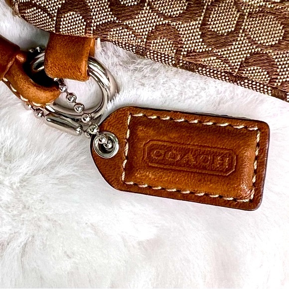 Coach Wristlet Brown Jacquard Signature Two Pockets Buckle Front - Picture 8 of 16